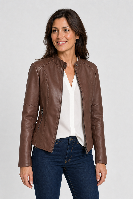 Taillierte Jacke aus veganem Leder